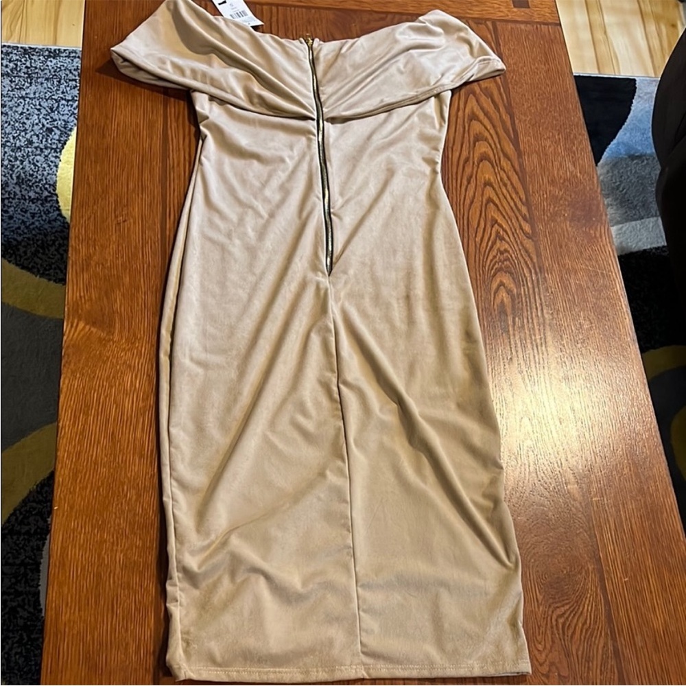 Fashion Nova | NWT Women’s Size S Elegant Off-Shoulder Tan Dress - Picture 5 of 7